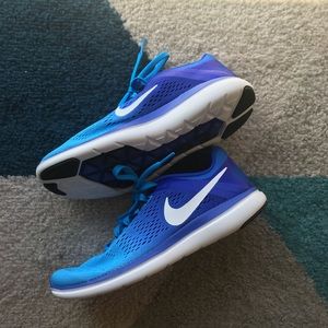Nike Fitsole Shoes